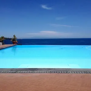 Santa Tecla Palace אסראלה