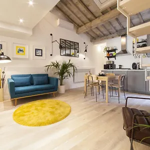 Apartment San Lorenzo With Private Terrace, Florence