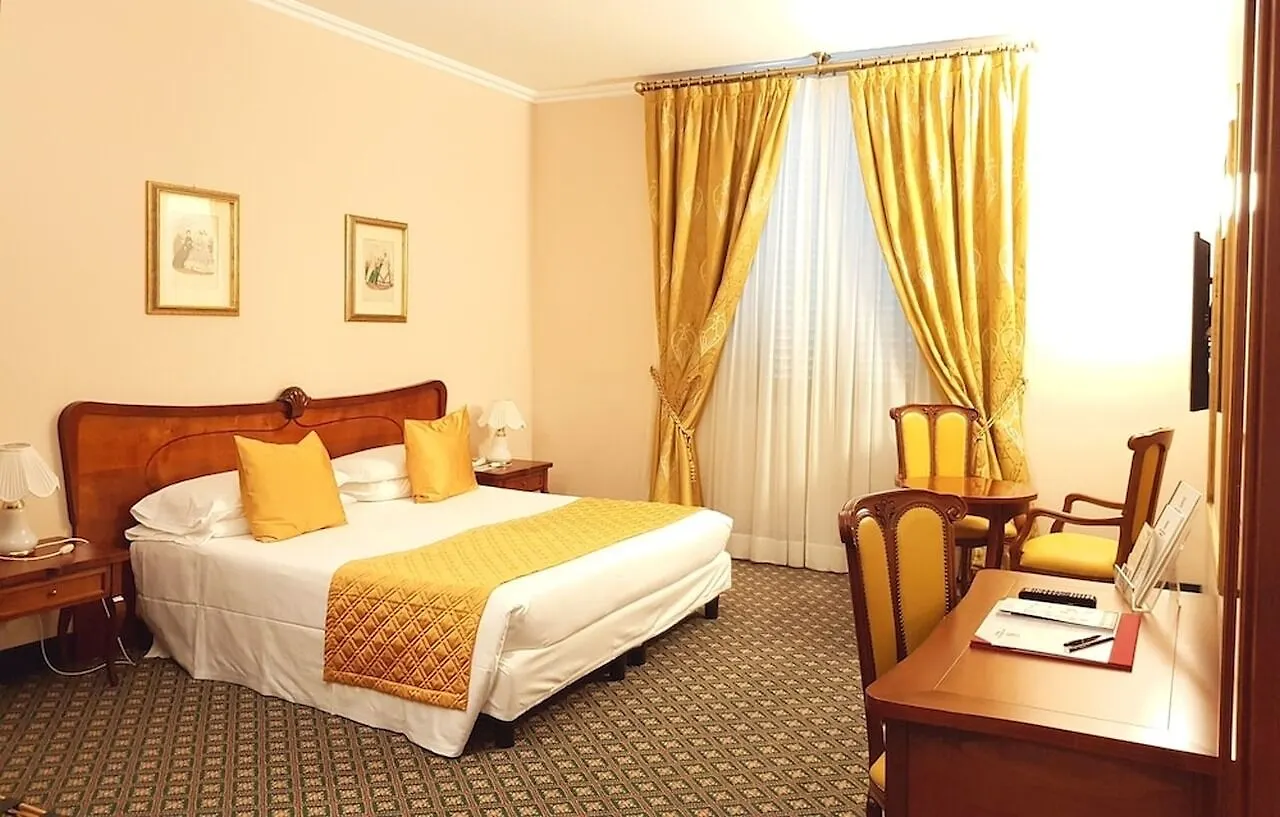 Hotel Berchielli Florença 4*,