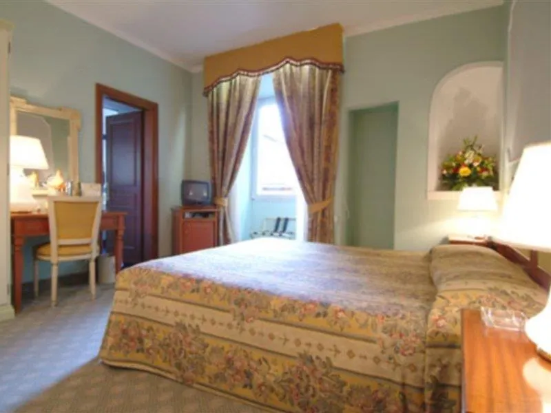 Hotel Berchielli Florence 4*,